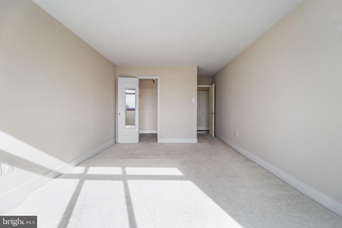 1220 Blair Mill Road #801 photo 15