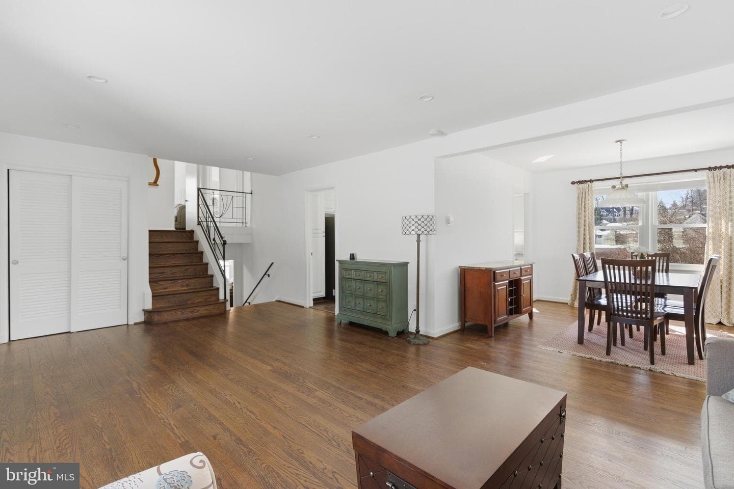 5020 Alta Vista Road photo 4