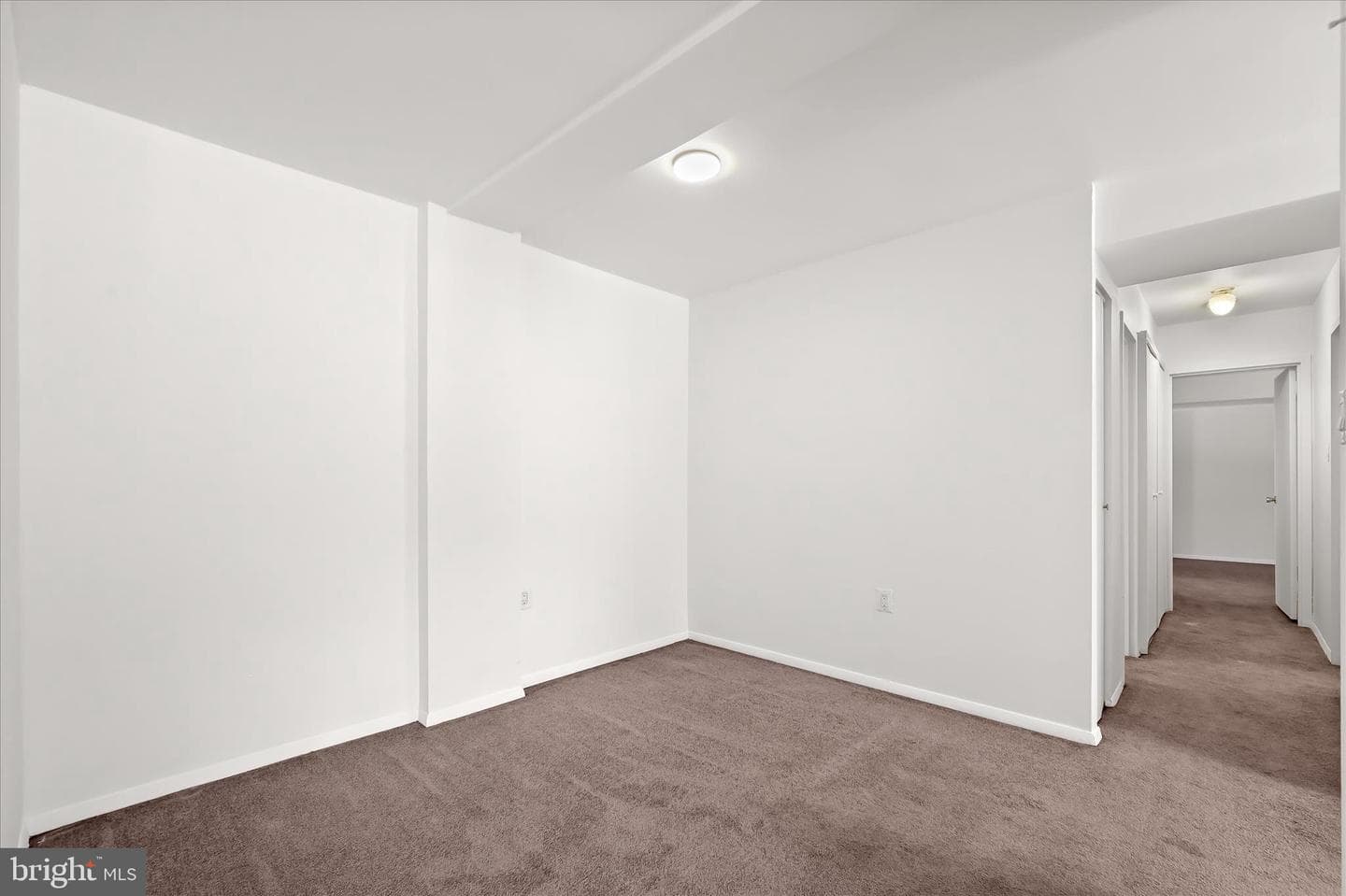 416 Girard Street #t2 photo 10