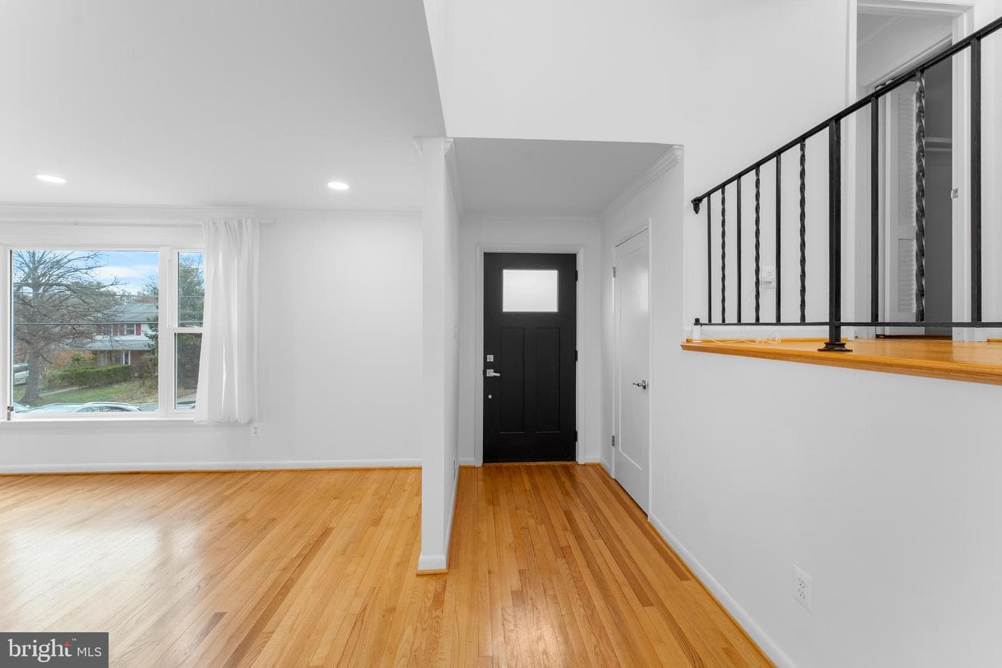 9410 Linden Avenue photo 11
