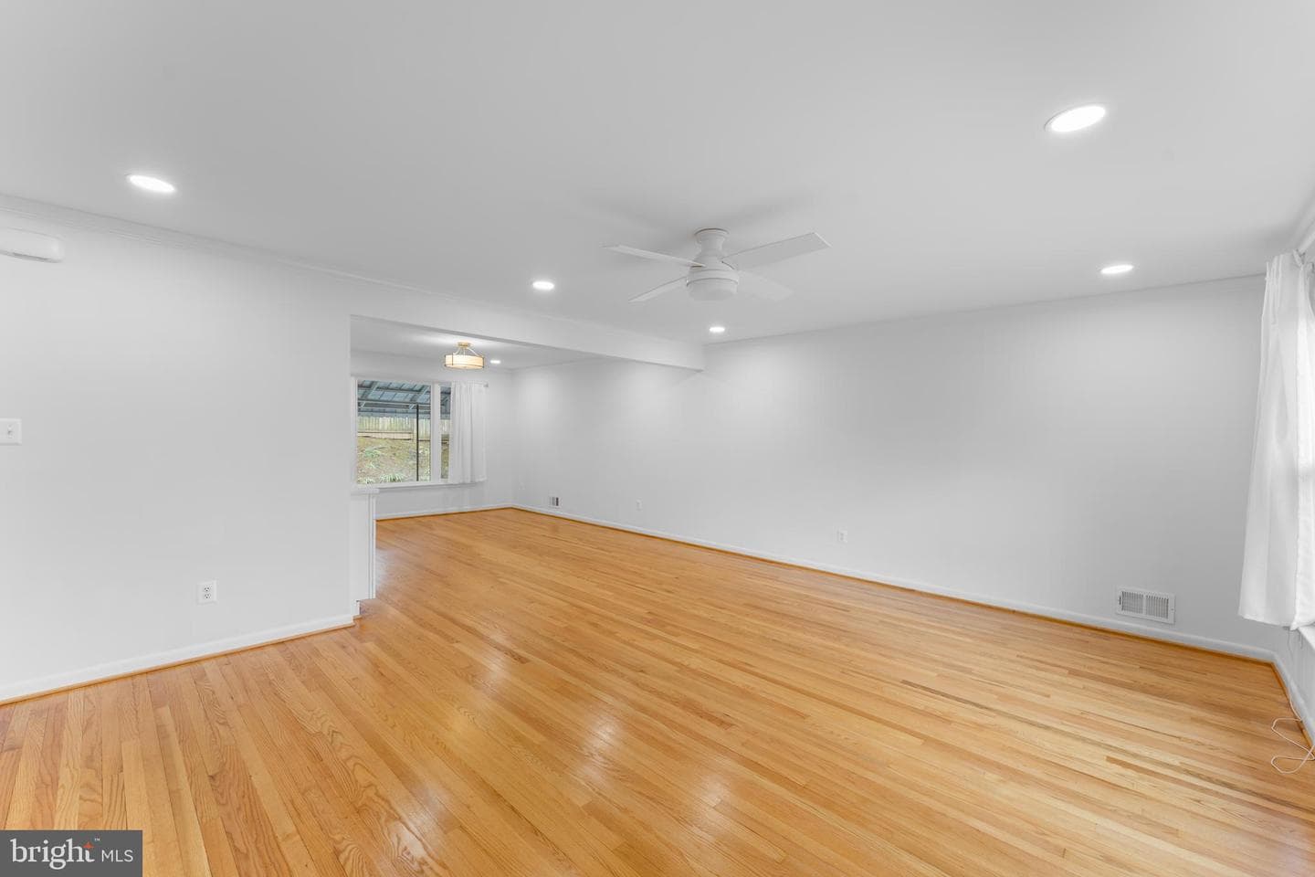 9410 Linden Avenue photo 15