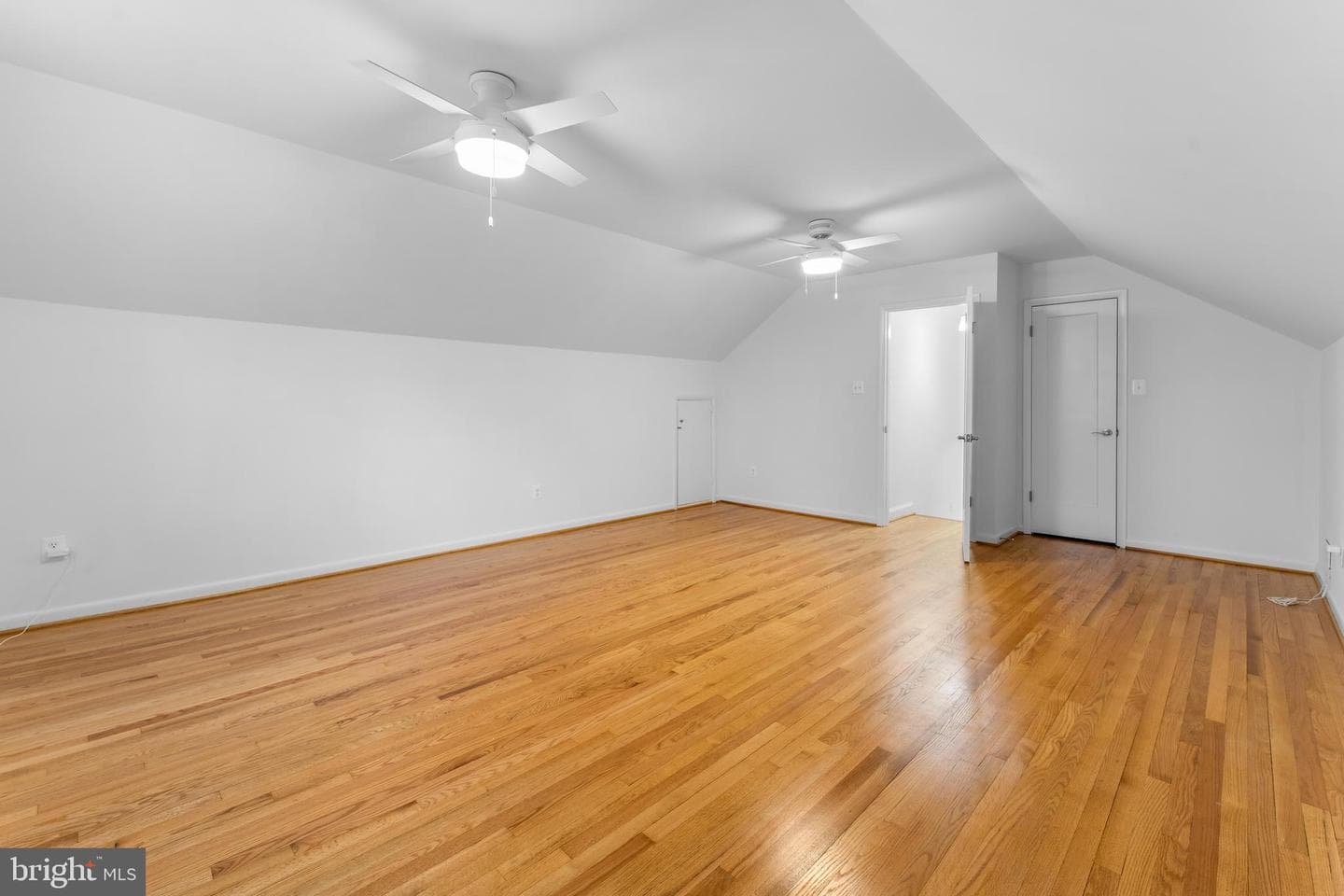 9410 Linden Avenue photo 31