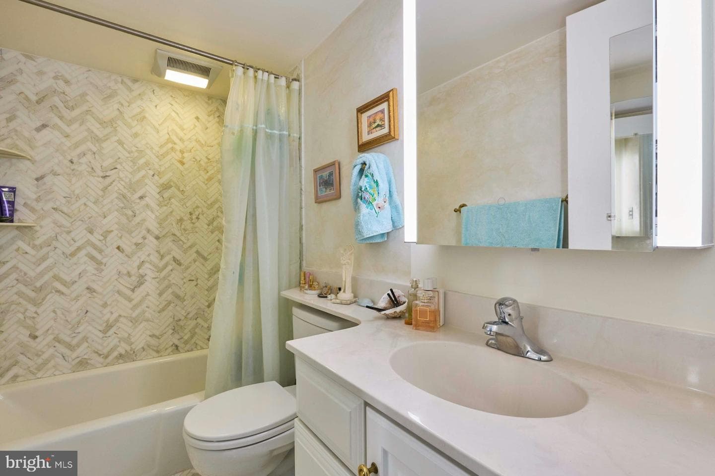 3528 Hamlet Place #808 photo 37