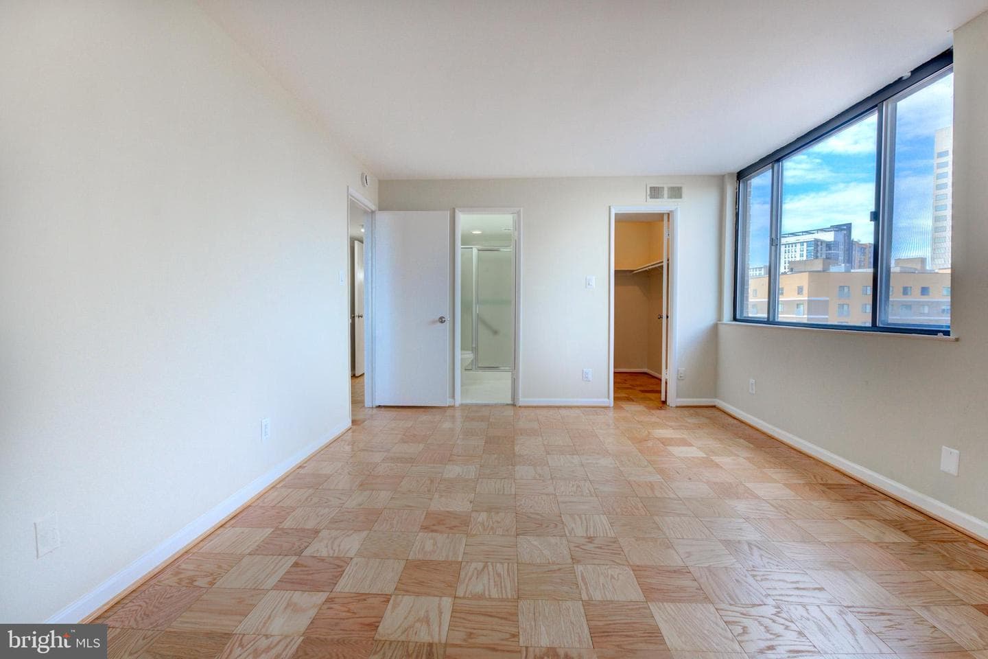118 Monroe Street #807 photo 23