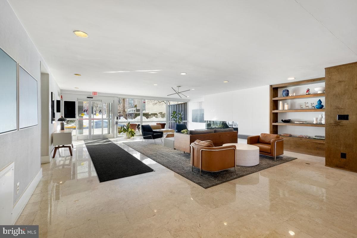 4977 Battery Lane #1-1014 photo 4