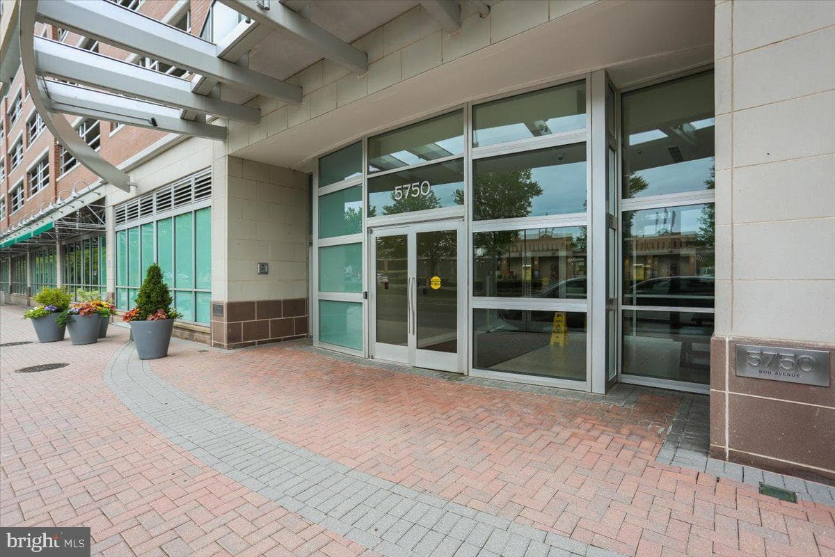 5750 Bou Avenue #1304 photo 33