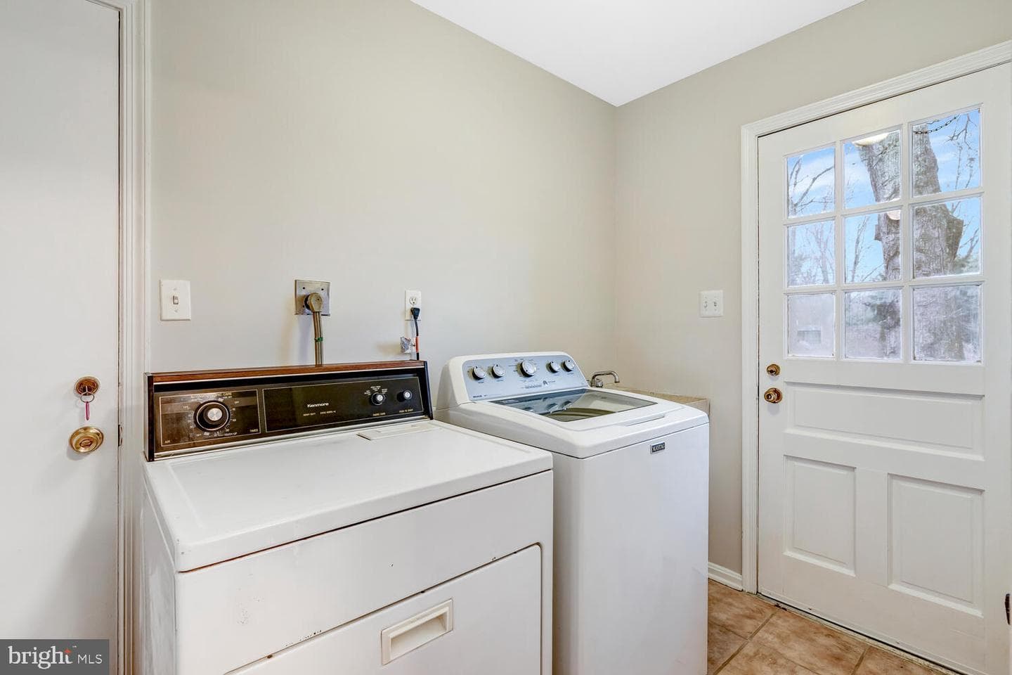 15108 Westbury Road photo 20