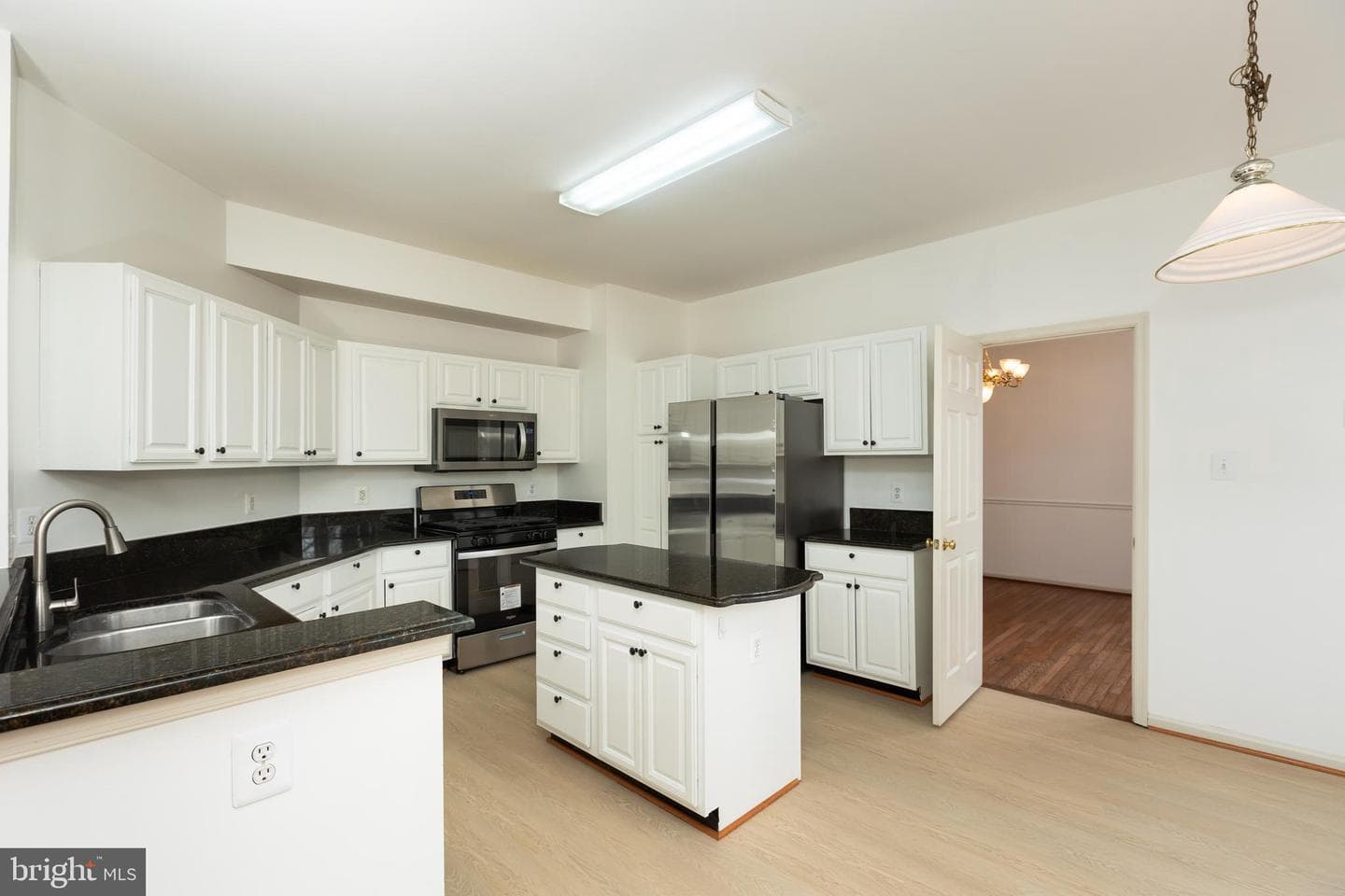517 Skidmore Boulevard photo 19
