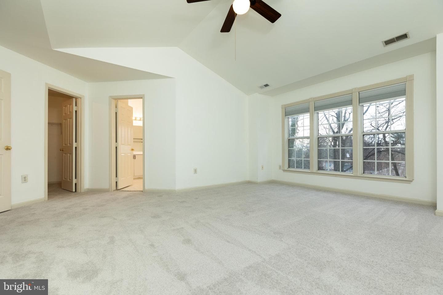 517 Skidmore Boulevard photo 34