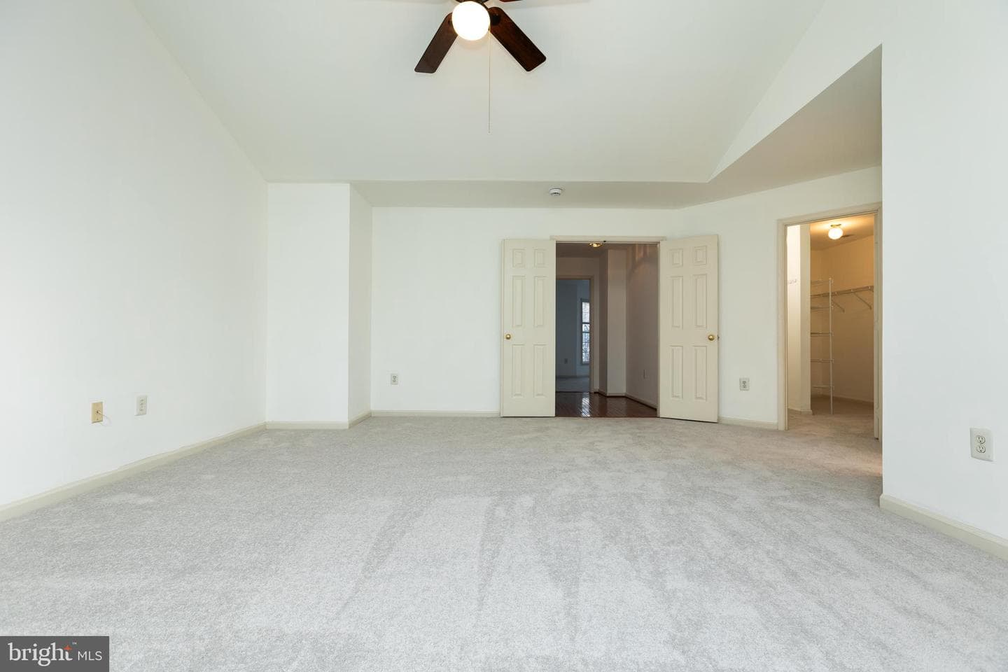 517 Skidmore Boulevard photo 35