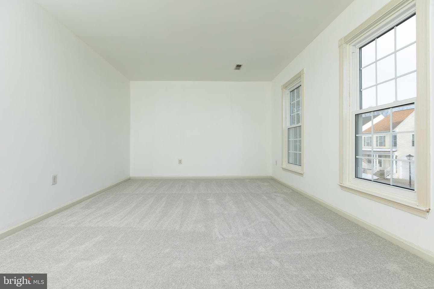 517 Skidmore Boulevard photo 41
