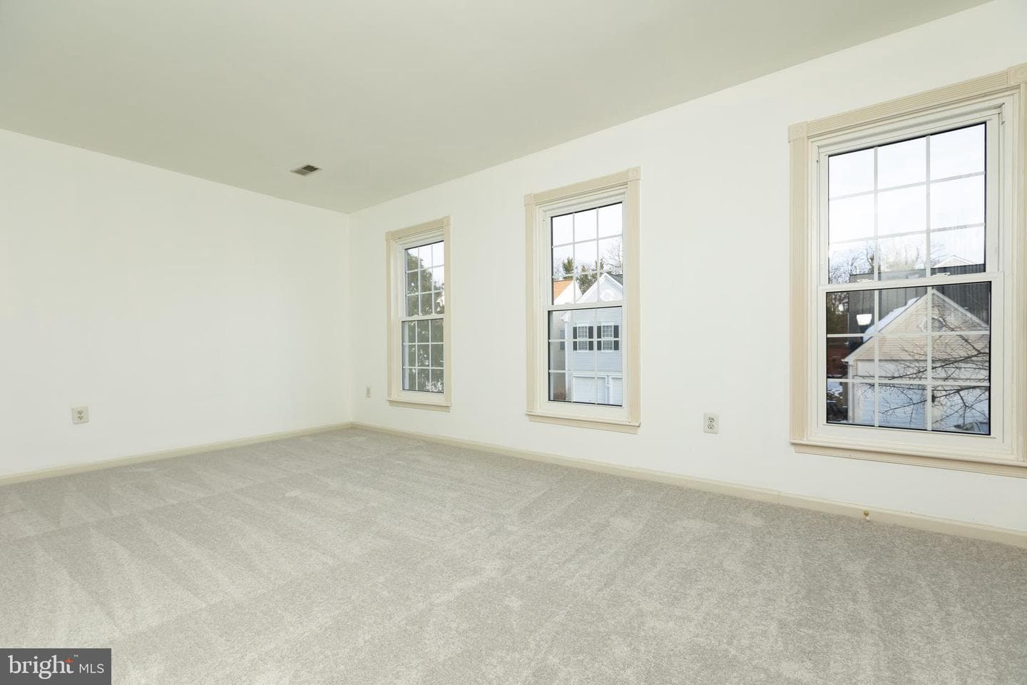 517 Skidmore Boulevard photo 43