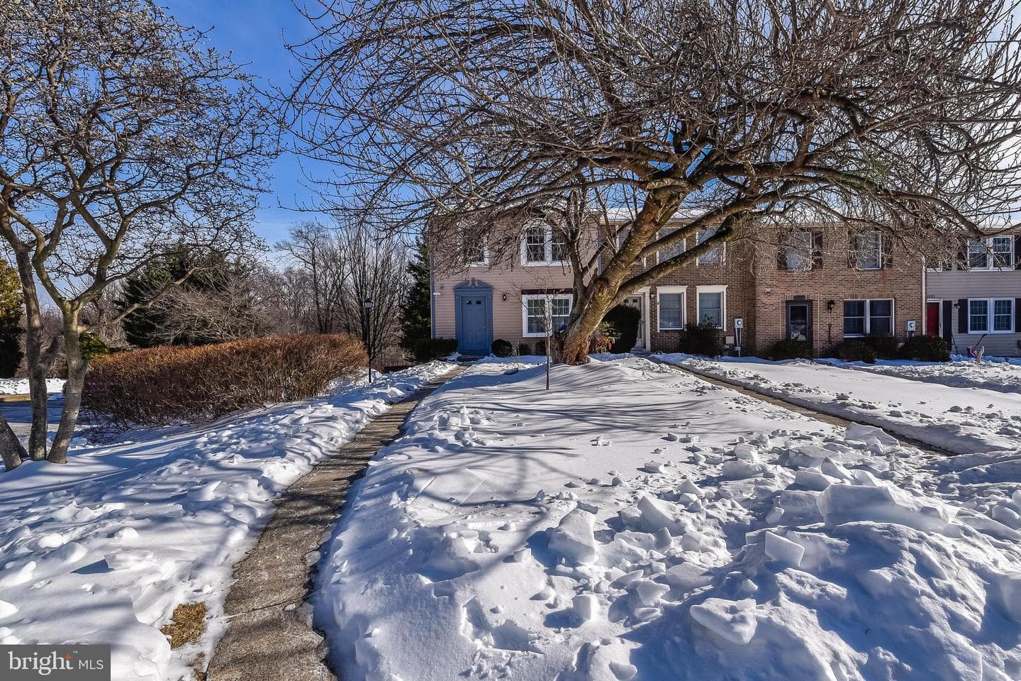 25527 Coltrane Drive photo 2