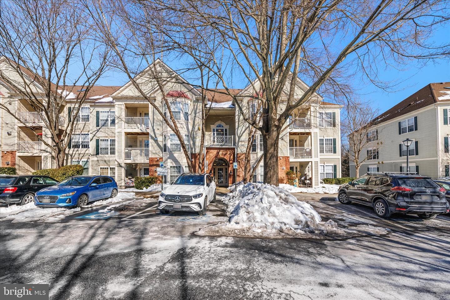 18809 Sparkling Water Drive photo 2