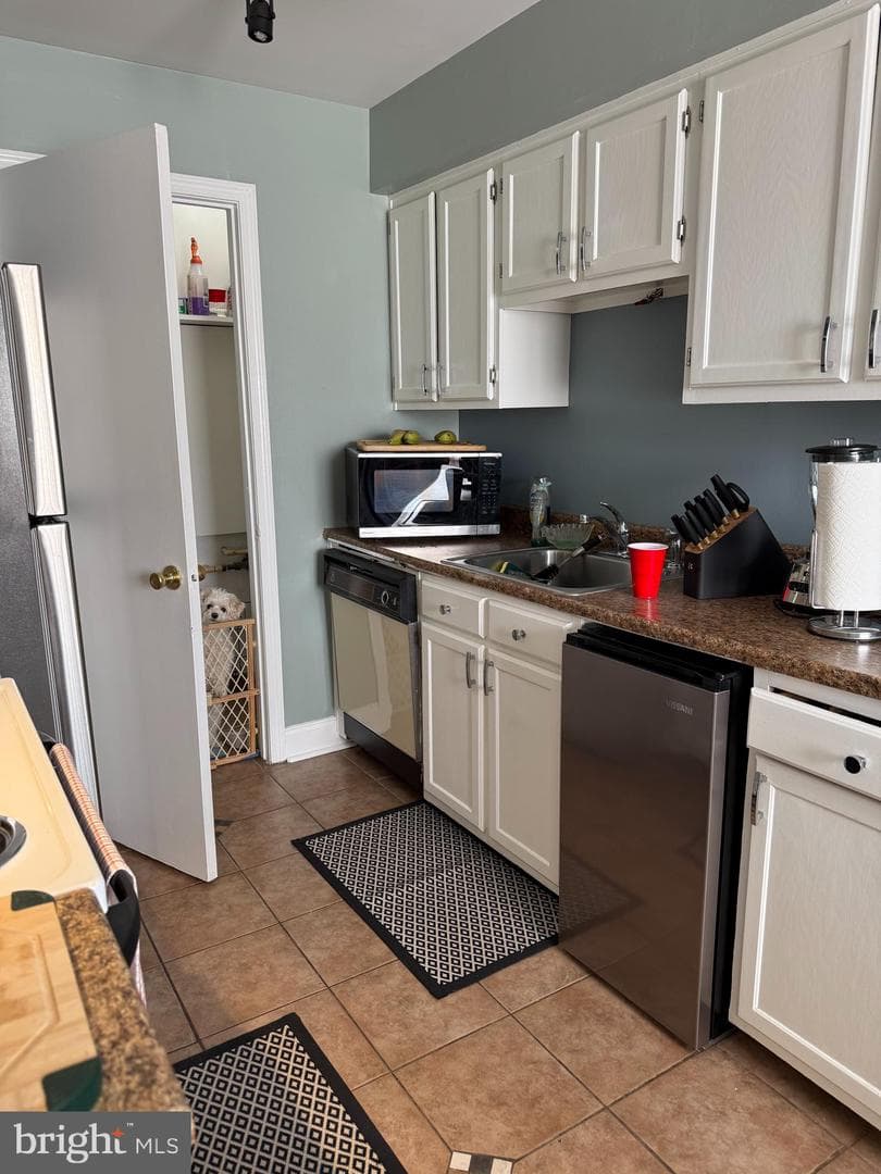2501 Mcveary Court #11c-C photo 4