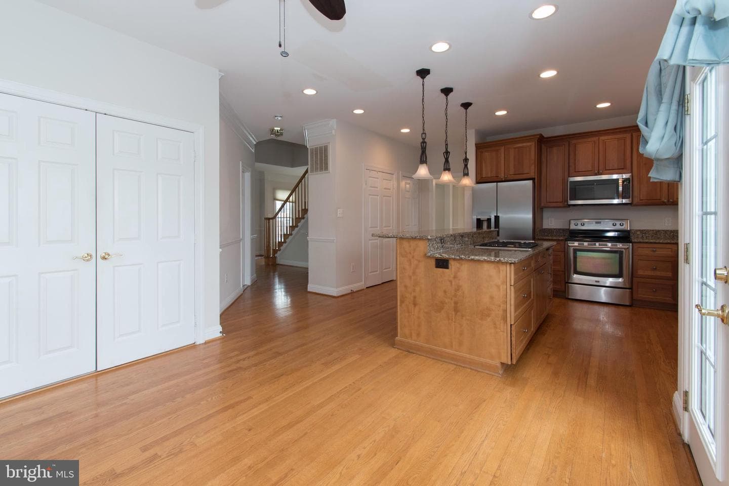 10817 Maplecrest Ln photo 19