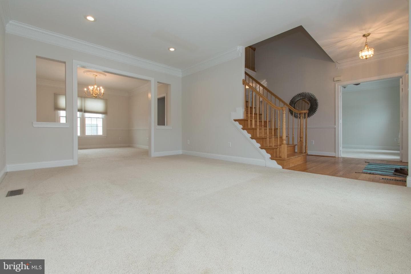 10817 Maplecrest Ln photo 3