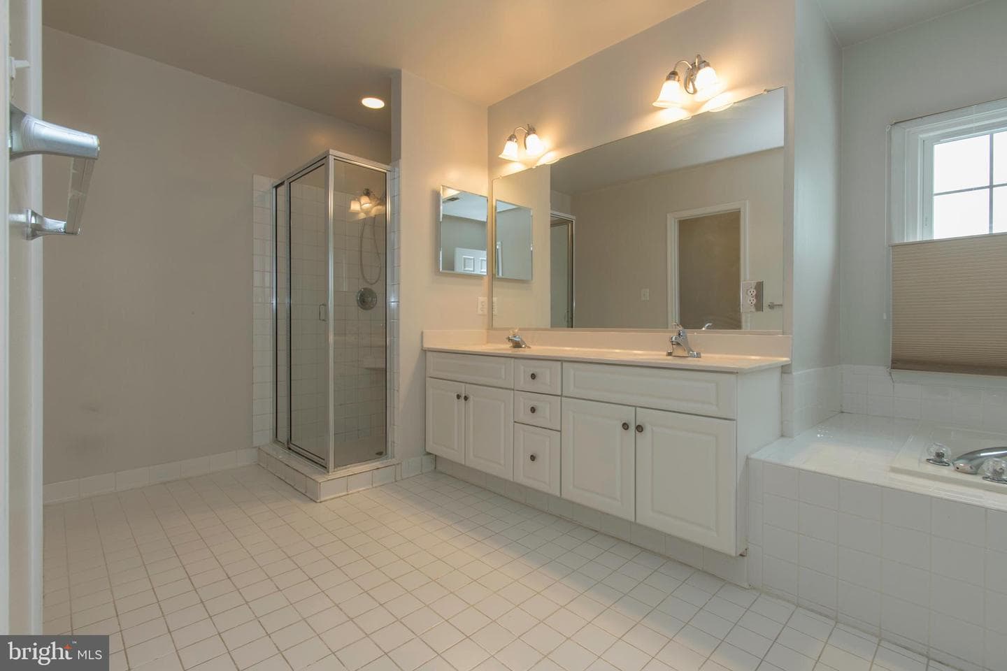 10817 Maplecrest Ln photo 35