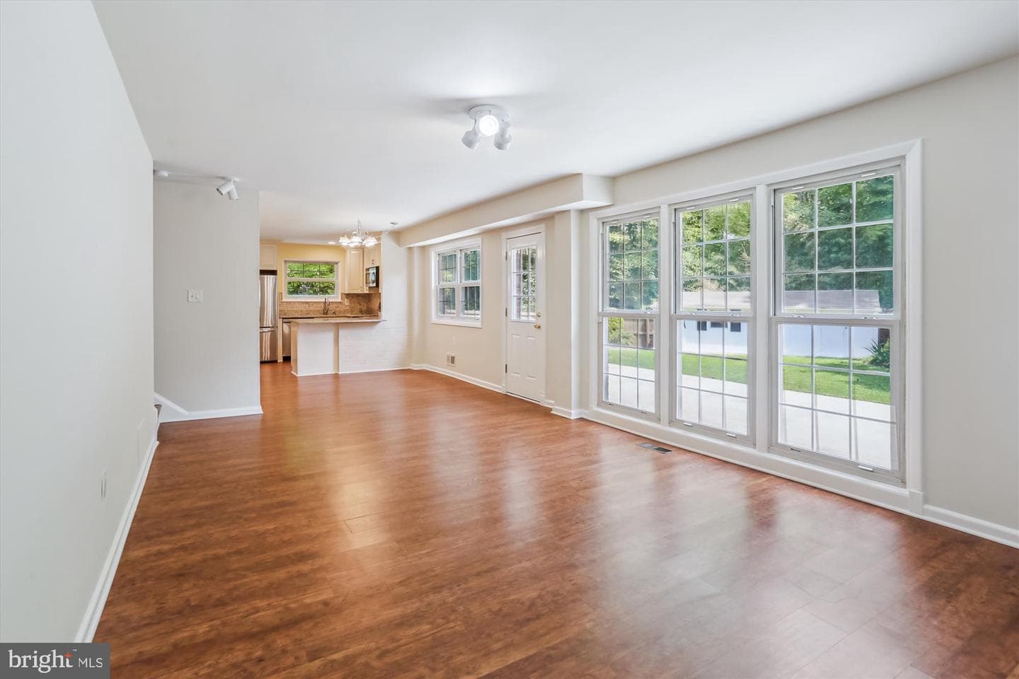 3909 Woodlawn Road photo 21