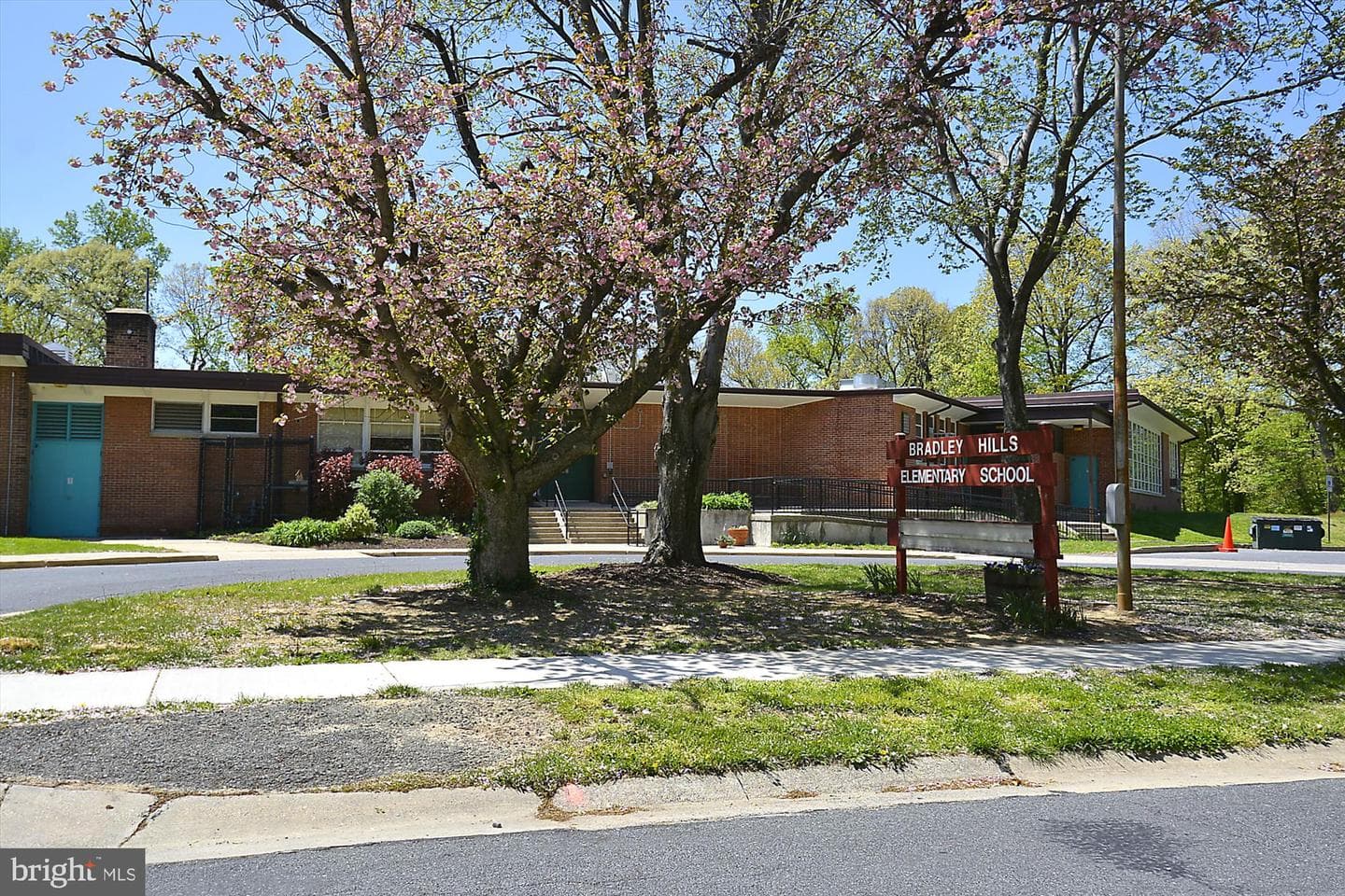 3909 Woodlawn Road photo 39