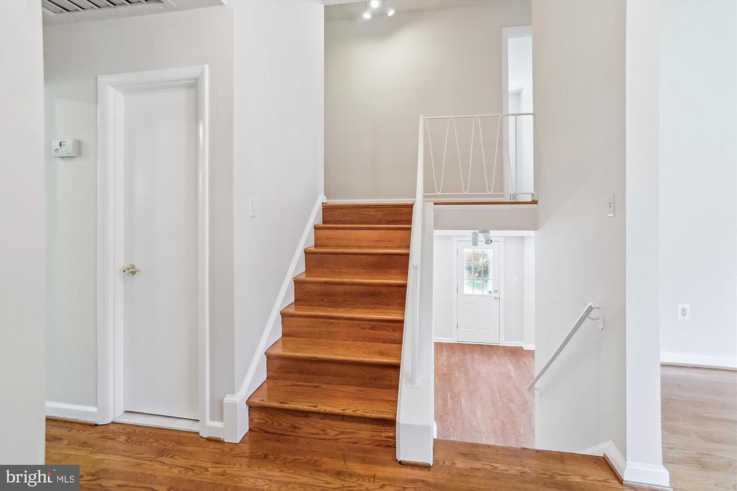 3909 Woodlawn Road photo 5