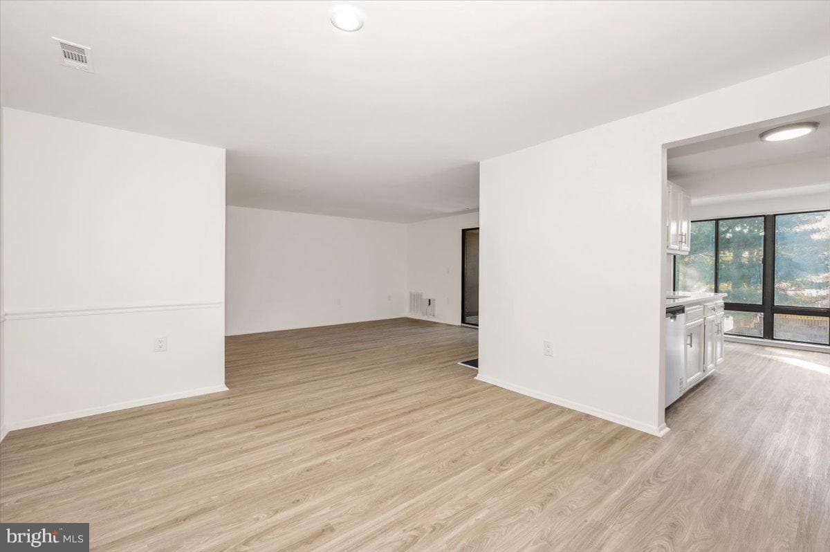 18140 Chalet Drive #7-303 photo 7