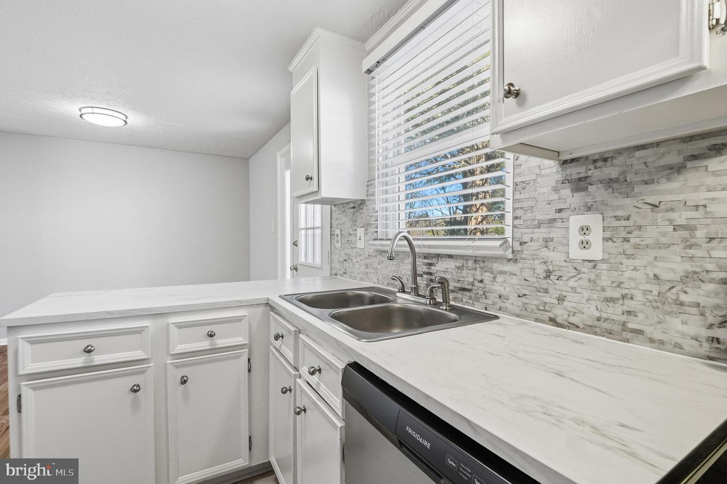 7802 Epsilon Drive photo 23