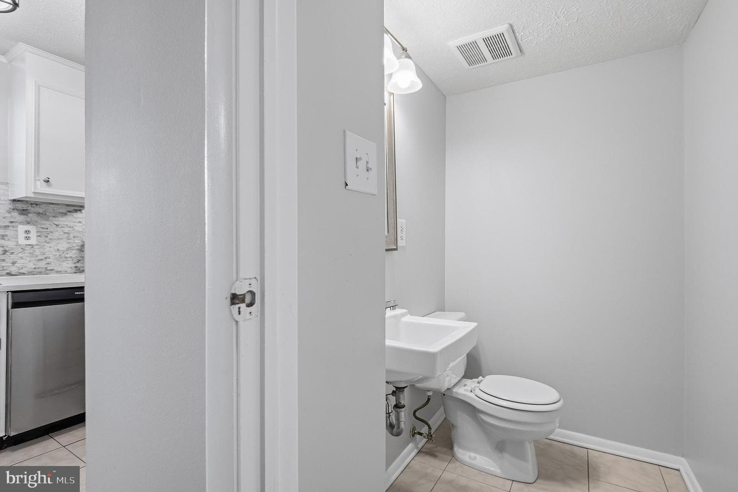 7802 Epsilon Drive photo 25
