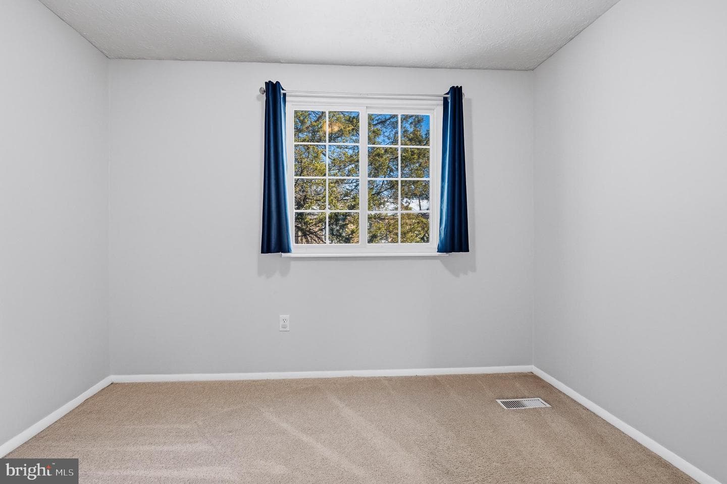 7802 Epsilon Drive photo 39