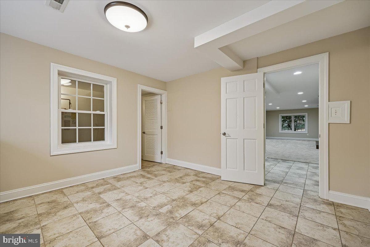 4902 Derussey Parkway photo 91