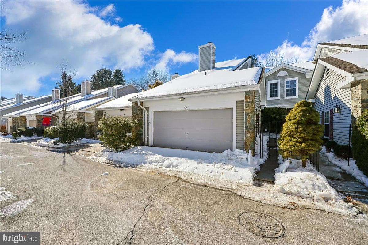 42 Tindal Springs Court photo 2