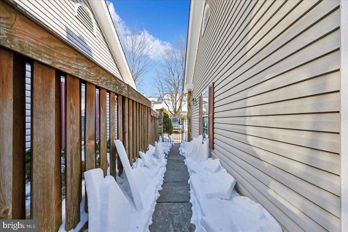 42 Tindal Springs Court photo 5