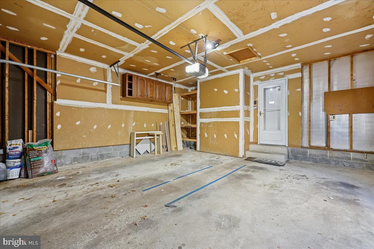 42 Tindal Springs Court photo 65
