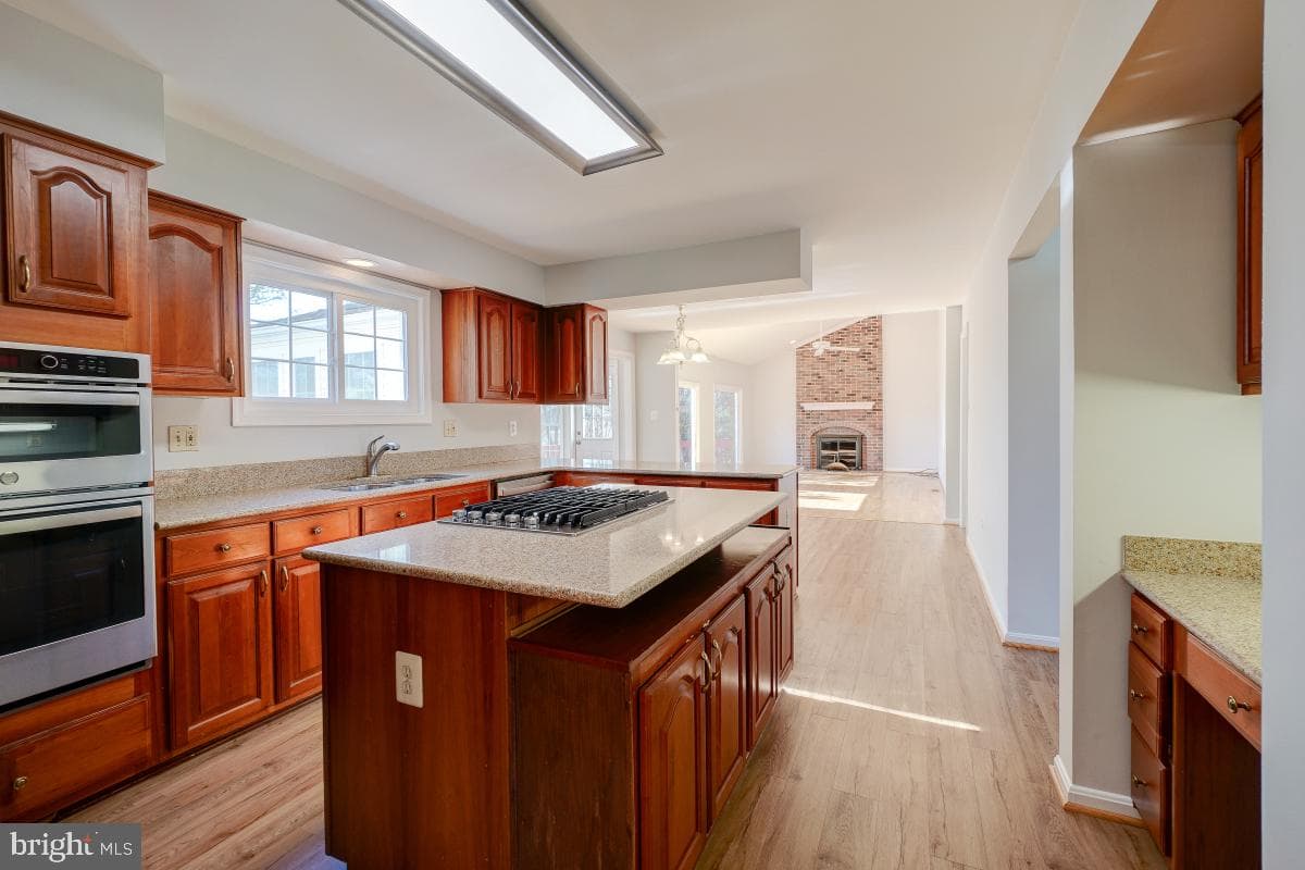 7475 Rosewood Manor Lane photo 14