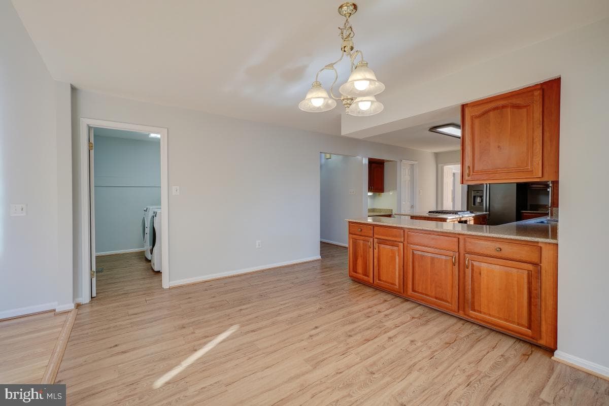 7475 Rosewood Manor Lane photo 21