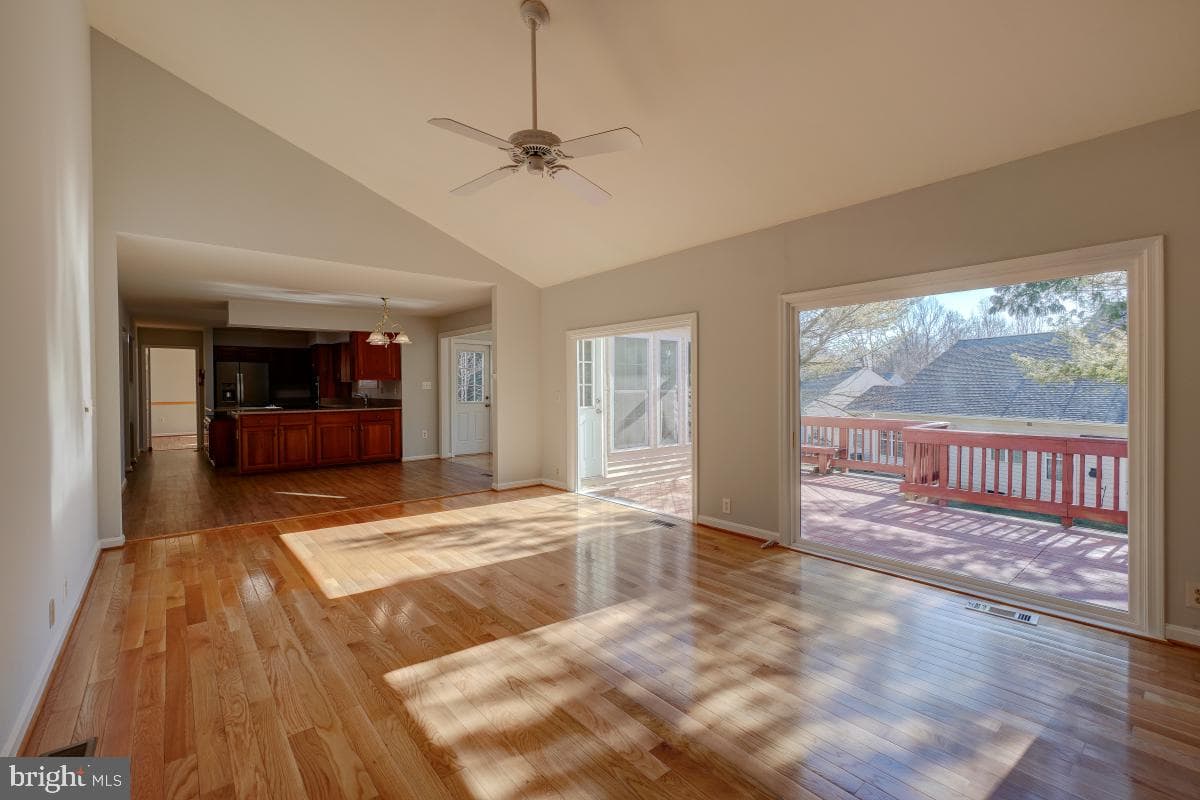 7475 Rosewood Manor Lane photo 27