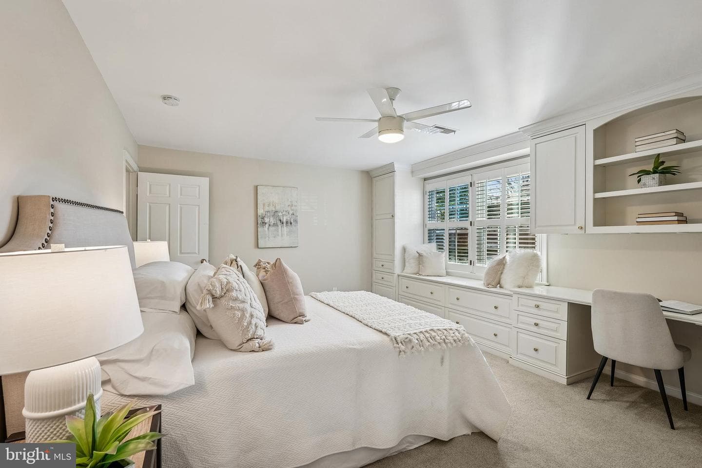 4821 Sangamore Road #12 photo 11