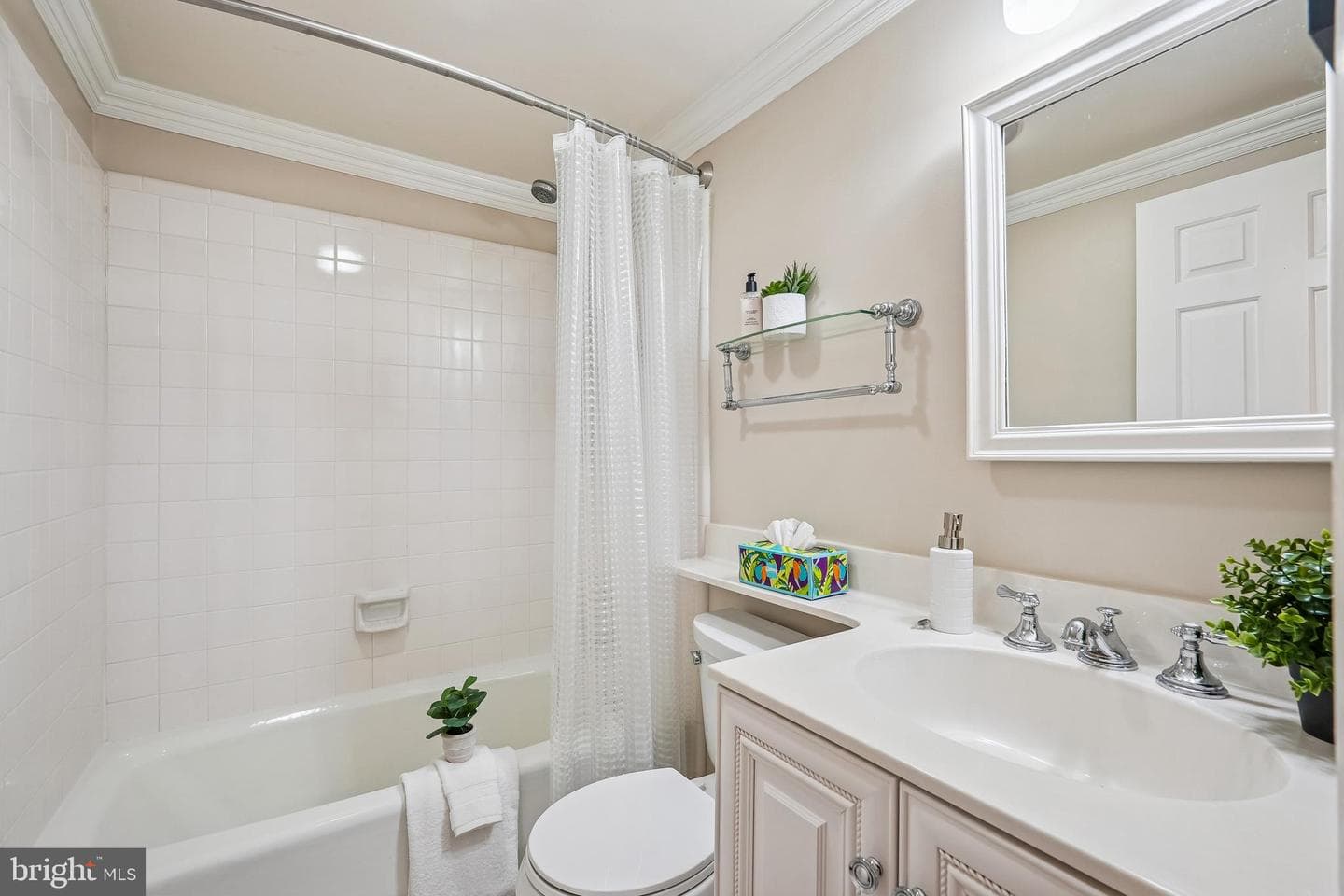 4821 Sangamore Road #12 photo 17