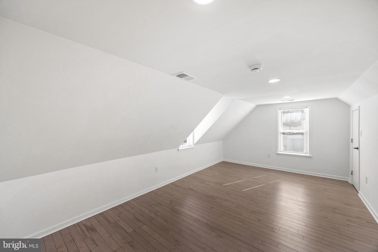 27700 Ridge Road photo 17