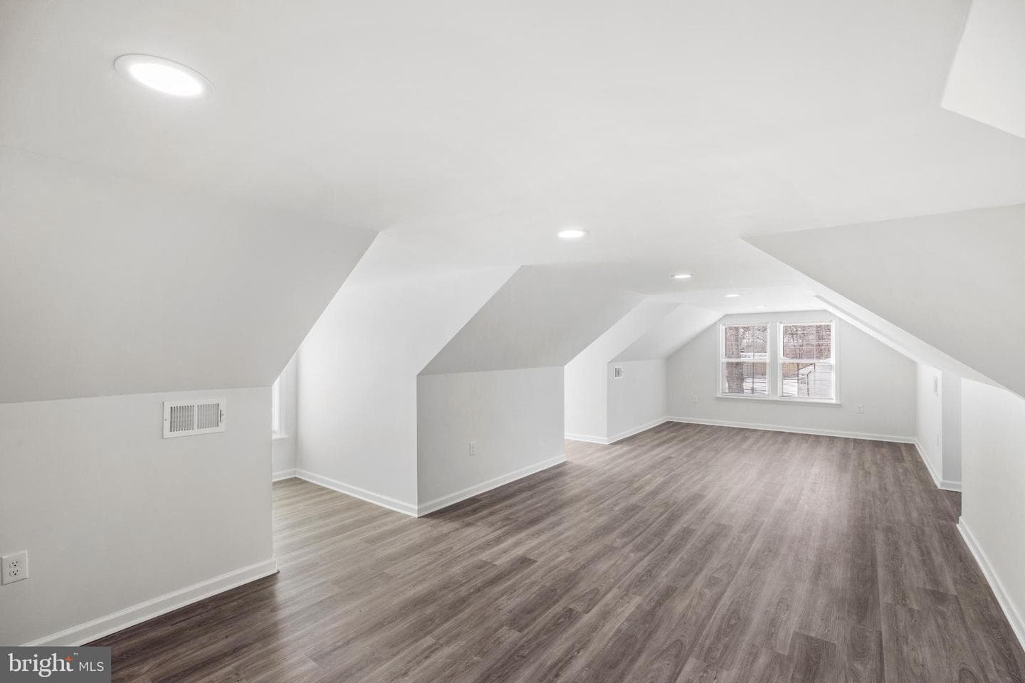 27700 Ridge Road photo 21
