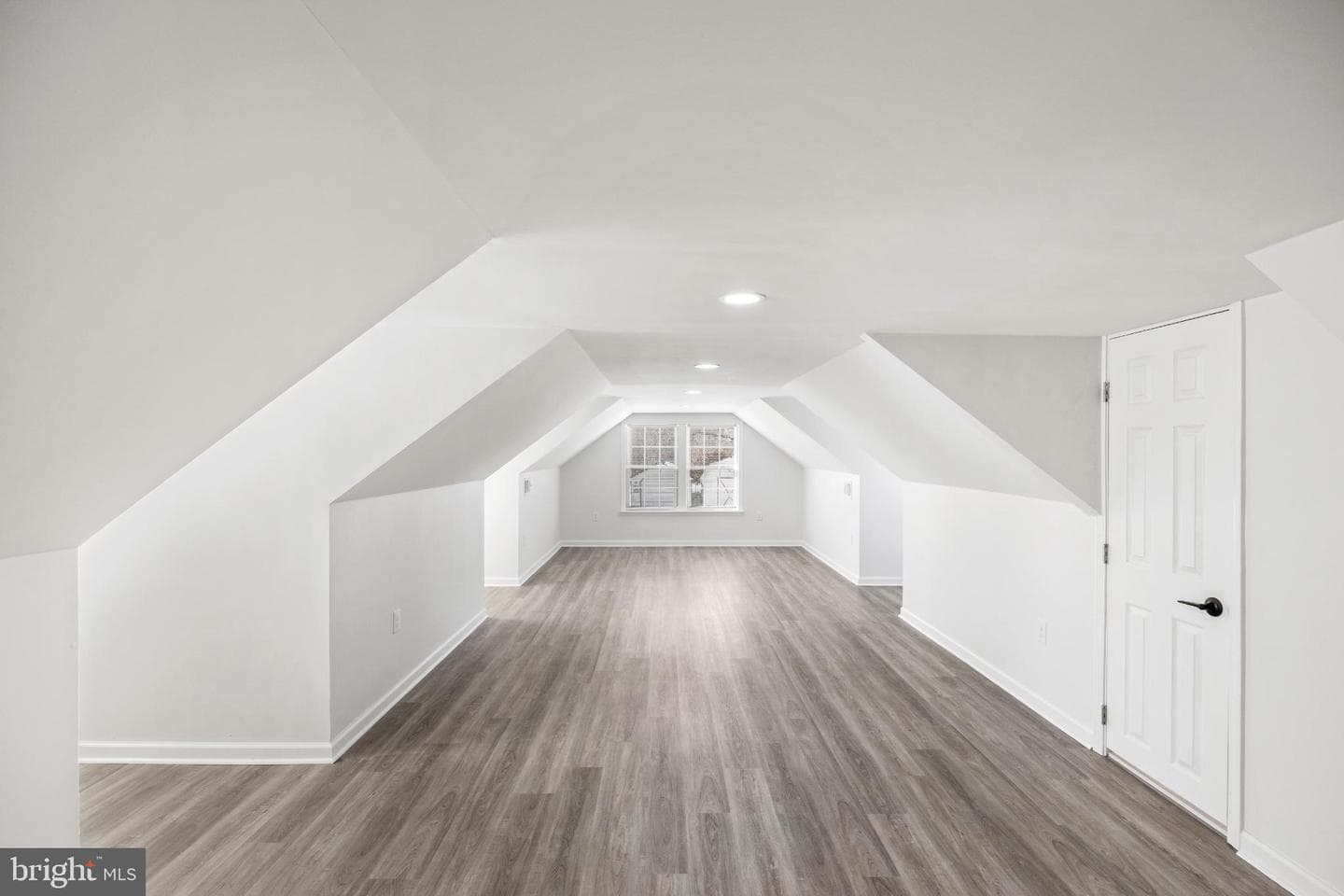 27700 Ridge Road photo 22