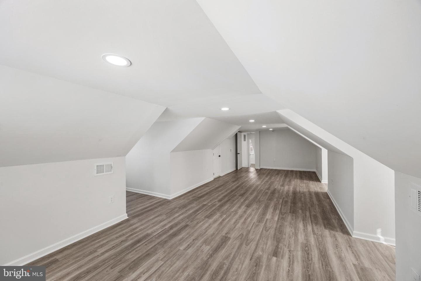 27700 Ridge Road photo 23