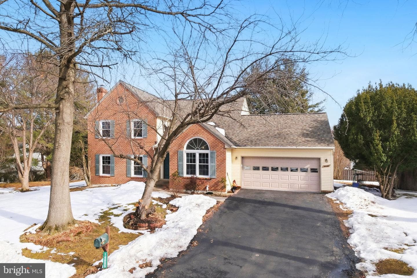 16005 Howard Landing Drive photo 2