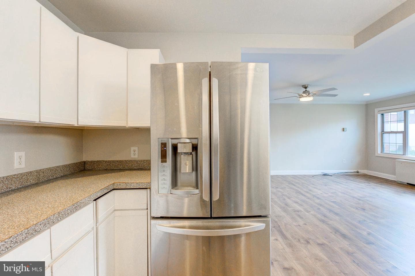 5301 Westbard Circle #208 photo 7