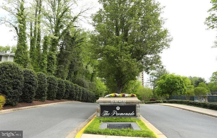 5225 Pooks Hill Road #c29n photo 30
