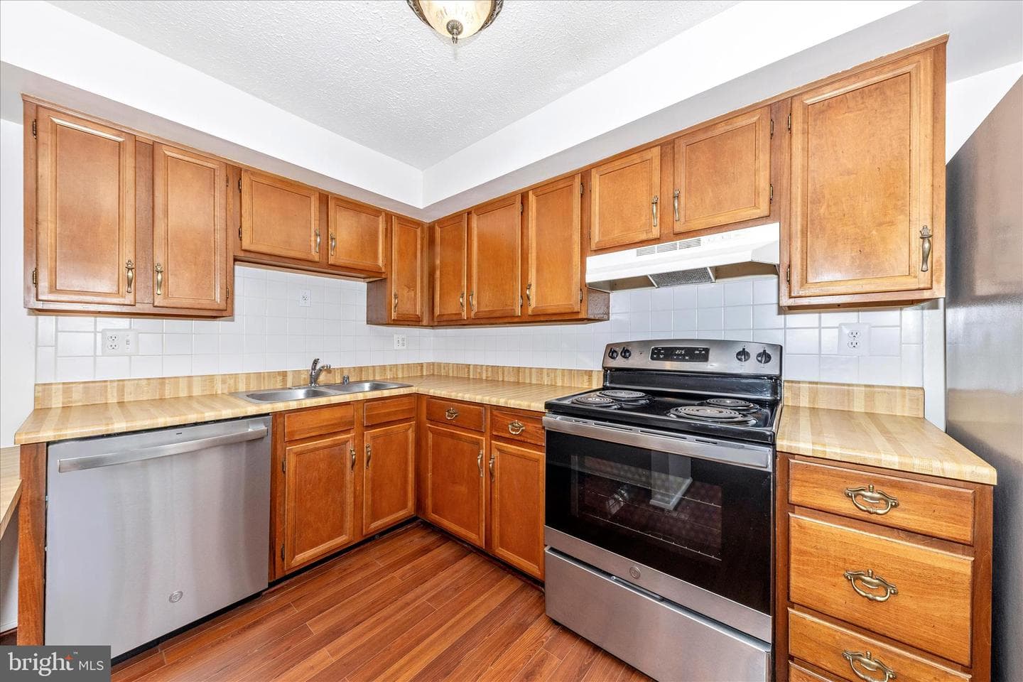 25508 Coltrane Drive photo 20