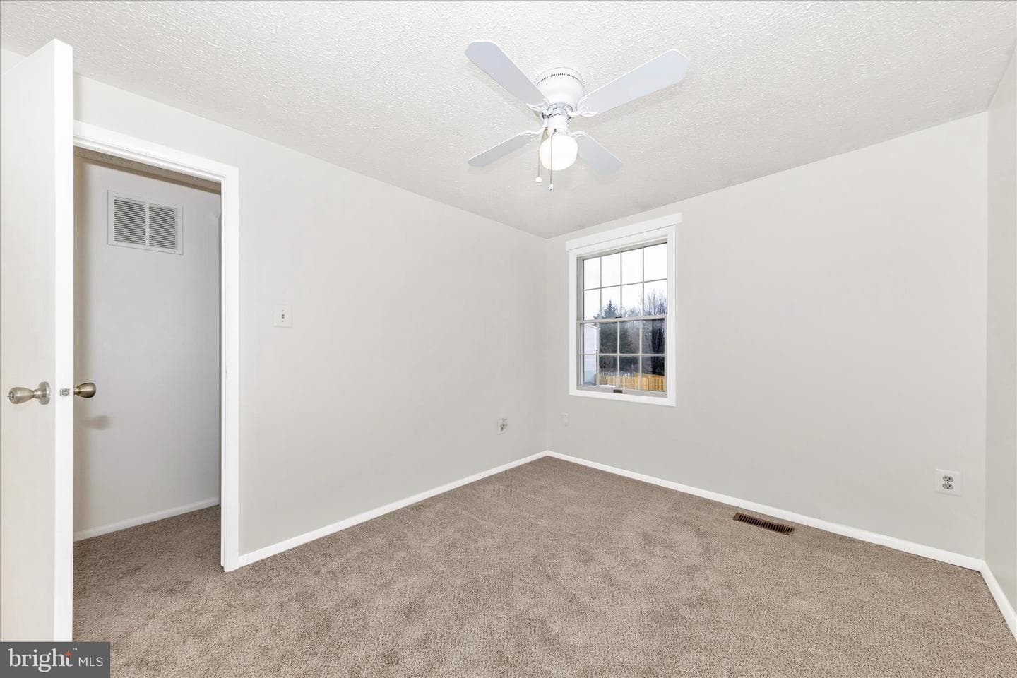 25508 Coltrane Drive photo 34