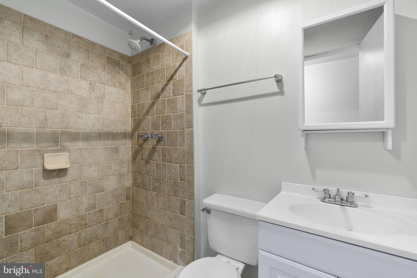 22 Cross Laurel Court photo 19