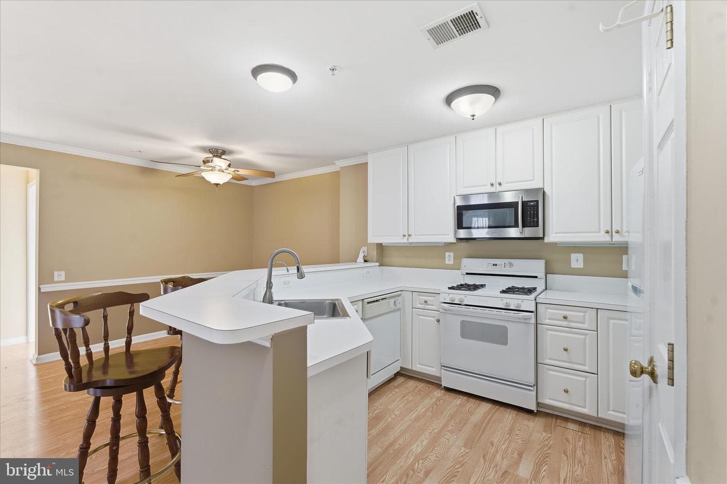 13401 Fountain Club Dr #14t-3 photo 10
