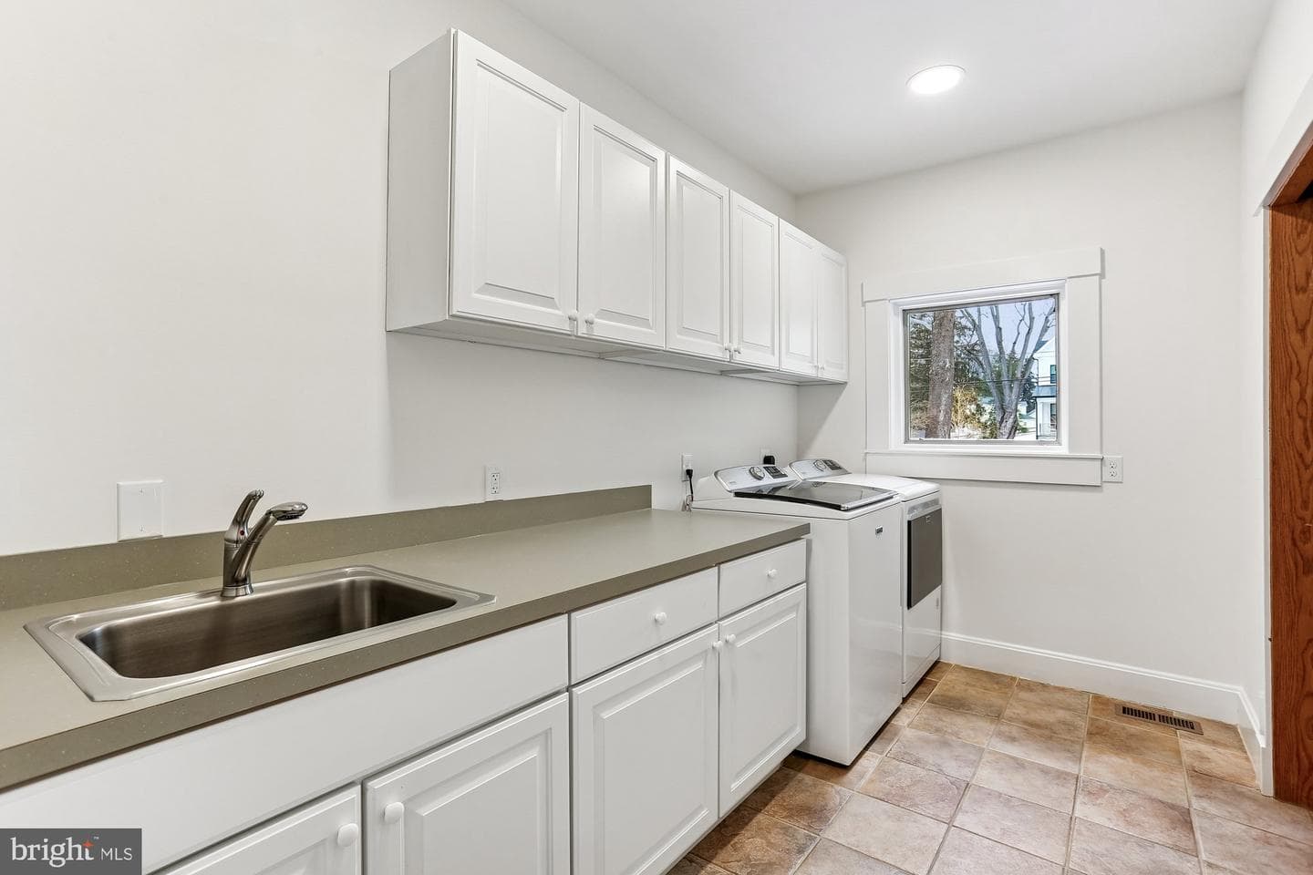4212 Dresden Street photo 34